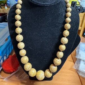 Graduated Lotus Seed Bead Prayer Necklace Buddhism